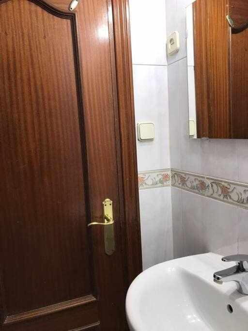 דירות Agradable Apartamento En Zona Malasana מדריד מראה חיצוני תמונה